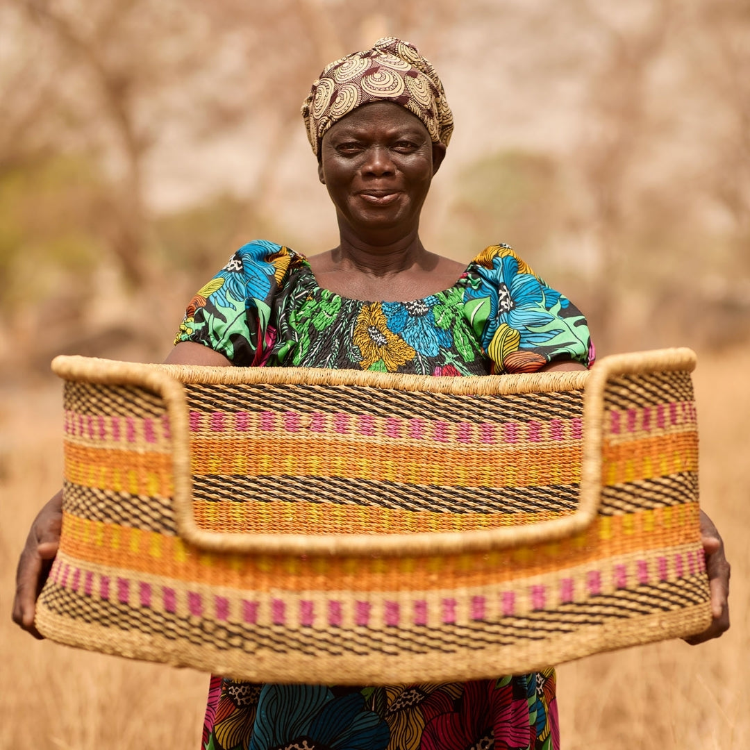 Star Hand-Woven Dog Bed