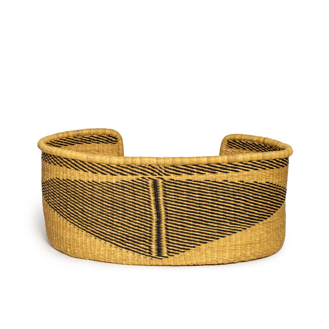 Bobo Hand - Woven Dog Bed - Zaarefolks