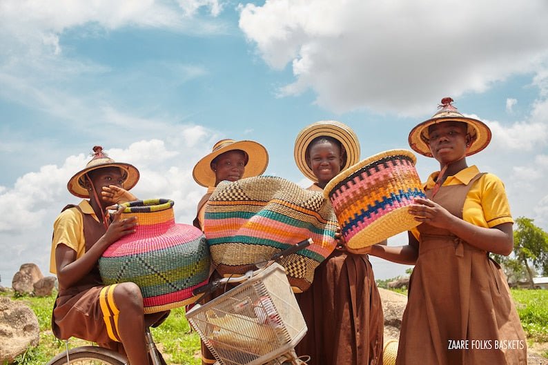 Venüs Hand - Woven Flower Basket - Zaarefolks