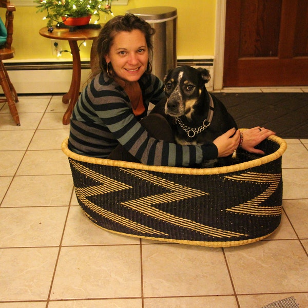 Mocha Hand-Woven Dog Bed